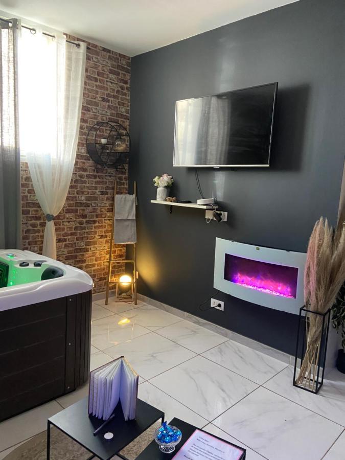 Nuit Privee Apartamento Cannes Exterior foto
