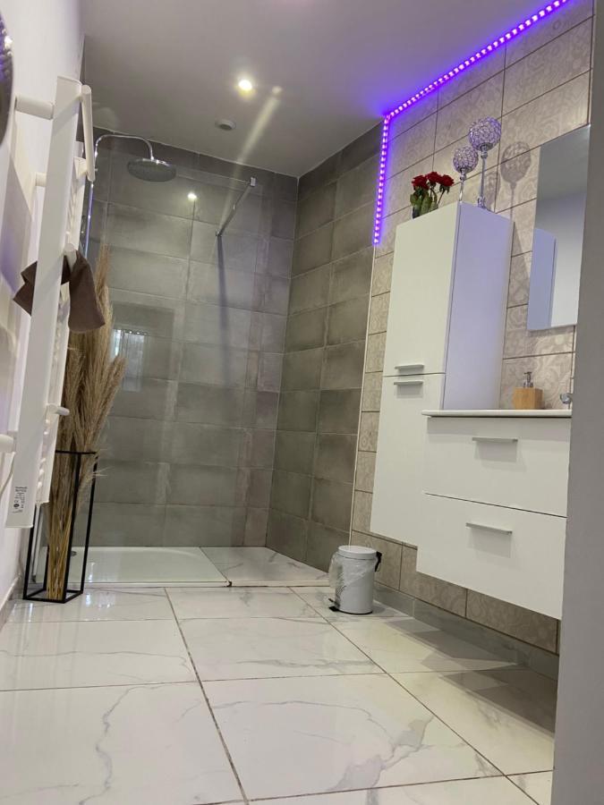 Nuit Privee Apartamento Cannes Exterior foto